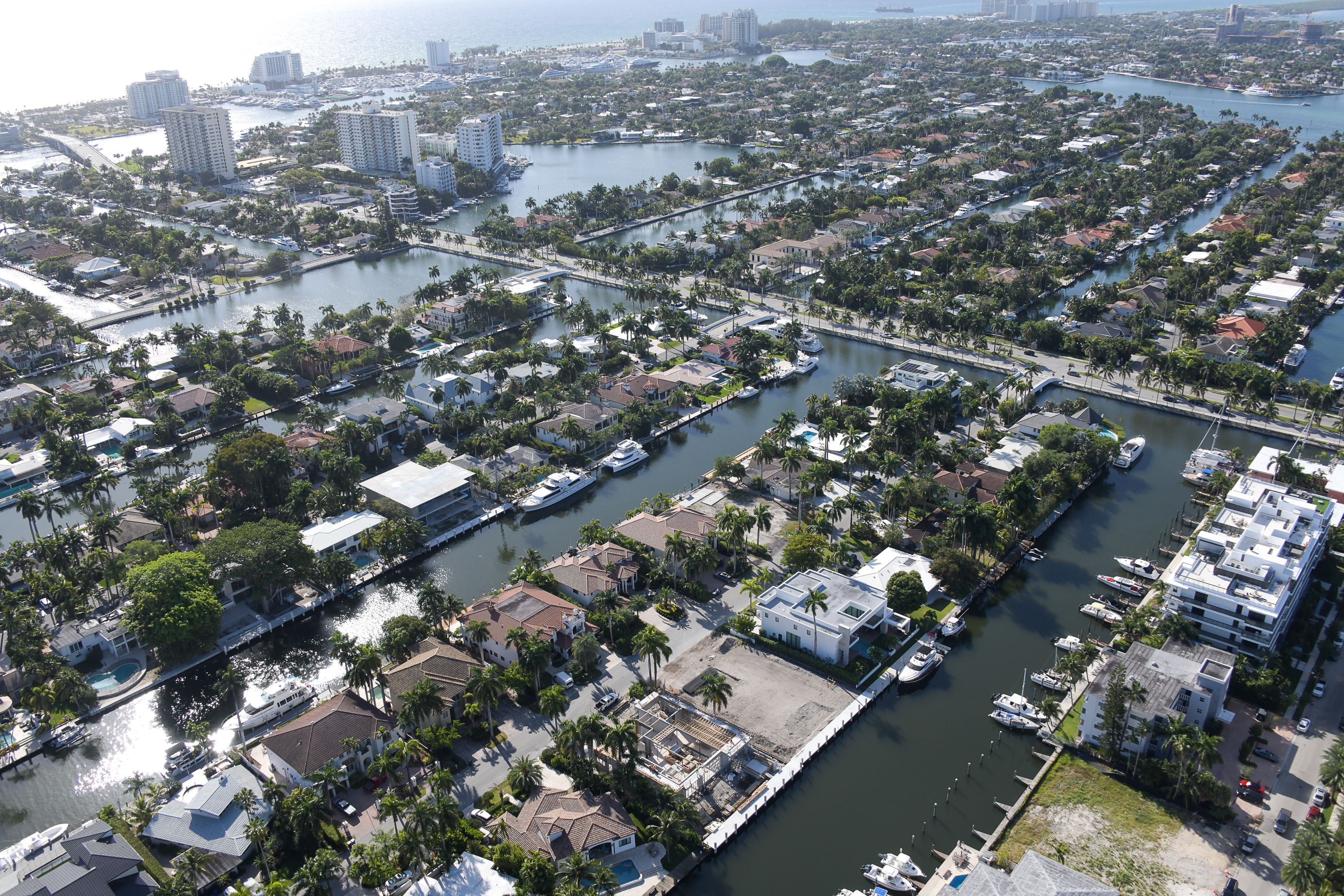 Rising Land Costs for Waterfront Home Builders