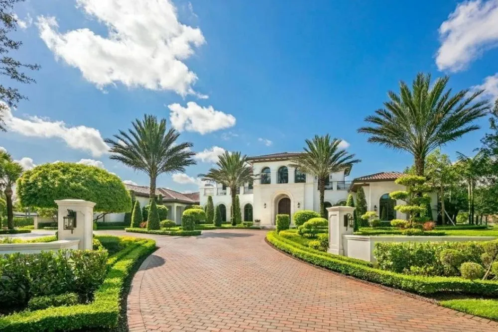 Luxury residential construction in Fort Lauderdale by Thomas Homes